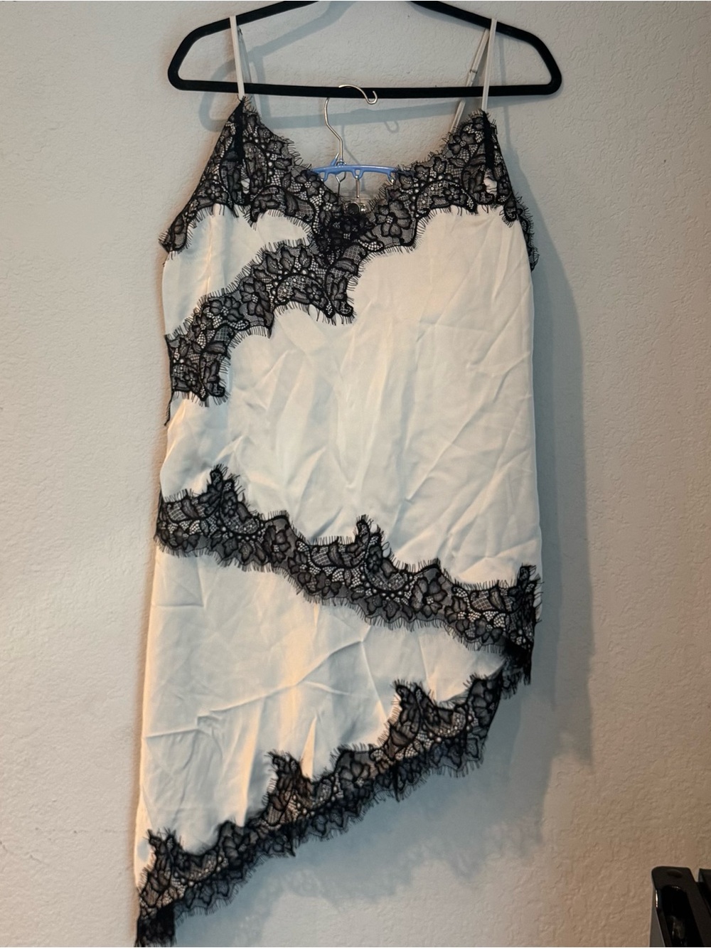 Leith Lace Trim Cami in Cream and Black